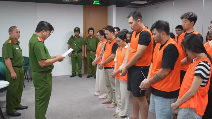 Clip: Công an khởi tố thêm 51 đối tượng lừa đảo bán hợp đồng kỳ nghỉ