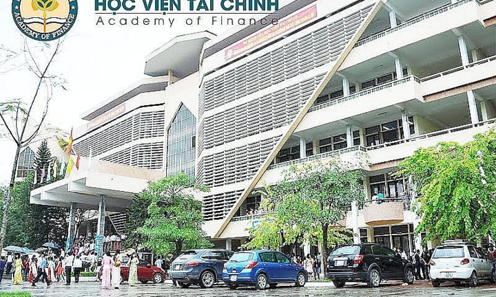 Biến động điểm chuẩn Học viện Tài chính 3 năm 2023-2025 và dự kiến học phí