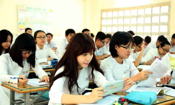 Những chính sách giáo dục mới có hiệu lực từ 1/7: Giáo viên được tăng lương cơ sở