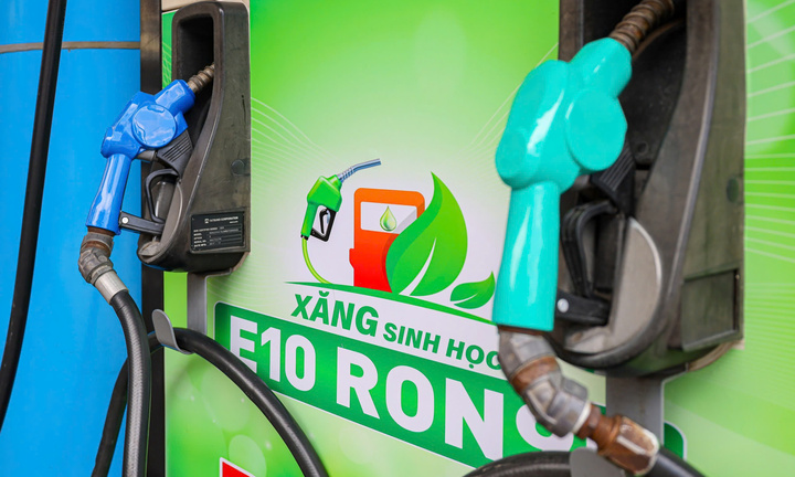 Xăng sinh học E10 sau gần 1 tháng mở bán: Con số đáng chú ý