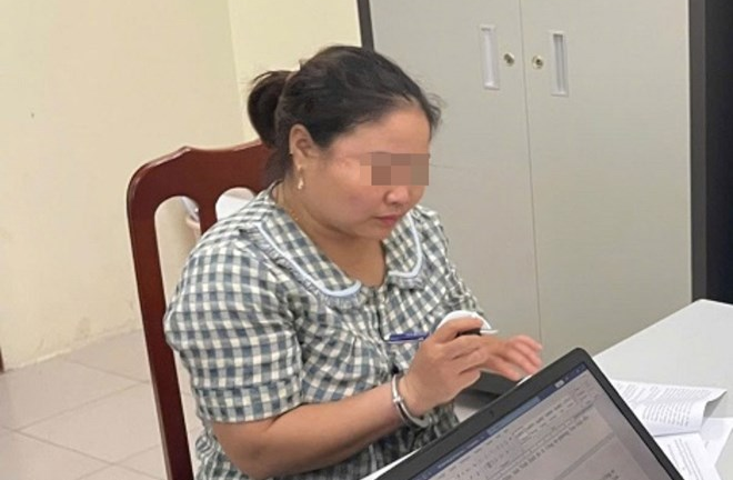 Tin pháp luật nổi bật 24h qua: Bắt quả tang người phụ nữ ở Ninh Bình giấu 13 gói heroin để sử dụng
