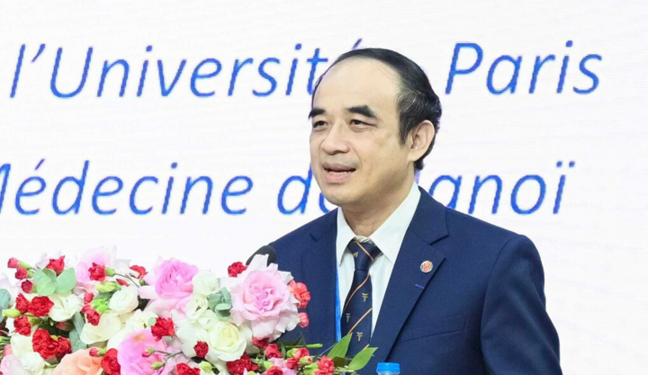 GS Nguyễn Hữu Tú giữ chức Hiệu trưởng Trường Đại học Y Hà Nội