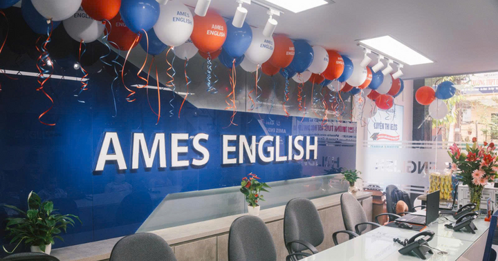  Lực lượng chức năng làm việc với đại diện Công ty cổ phần đào tạo AMES chi nhánh Hà Nội