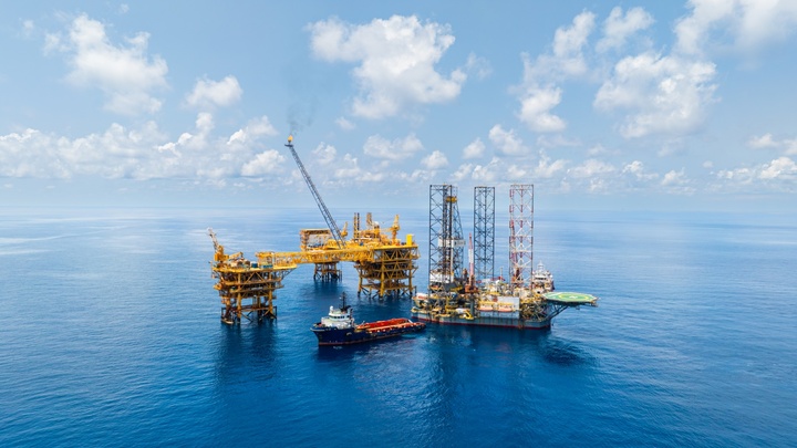 Phó Thủ tướng Thường trực Chính phủ Phạm Gia Túc: Petrovietnam đóng góp quan trọng vào ổn định kinh tế vĩ mô, bảo đảm các cân đối lớn của nền kinh tế