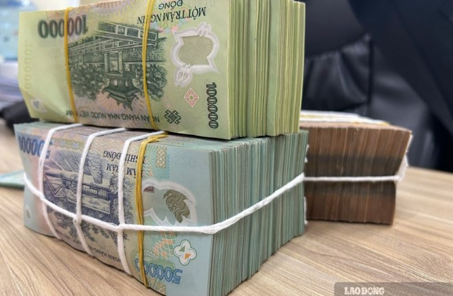 Cán bộ công chức ở Hà Nội, TP.HCM có thể nhận lương 25 triệu đồng/tháng khi nào?