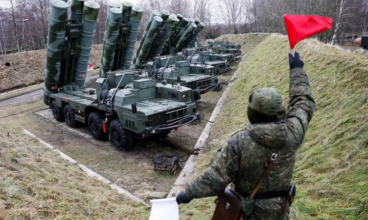 Ukraine phóng hơn 300 UAV tập kích Moscow