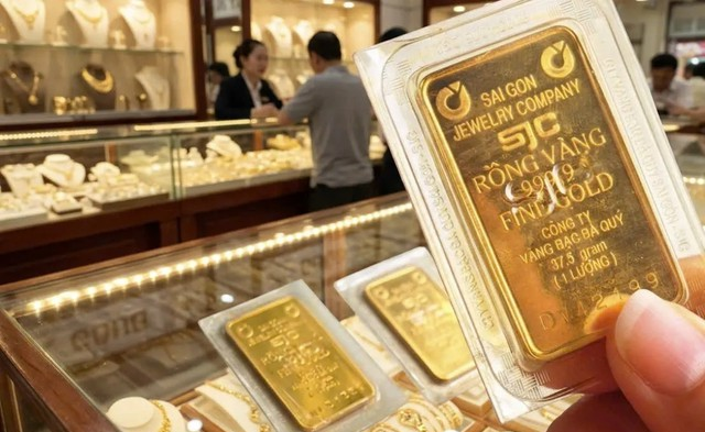 Giá vàng sáng nay (18/7): Vàng vẫn trên đà giảm