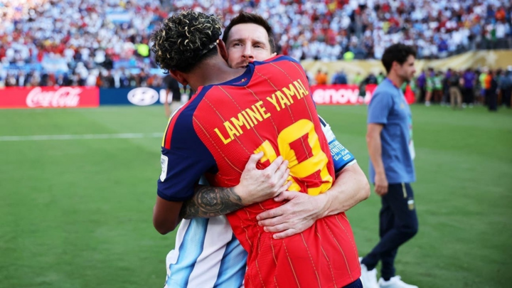 Lamine Yamal có hành động