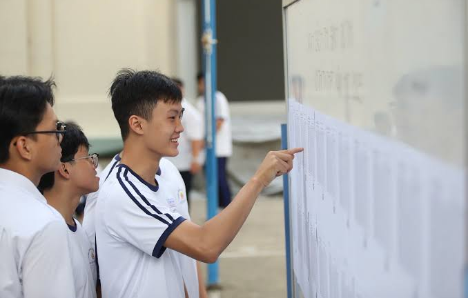 Tuyển sinh đại học 2026: Mất nguyện vọng vì lầm tưởng IELTS là