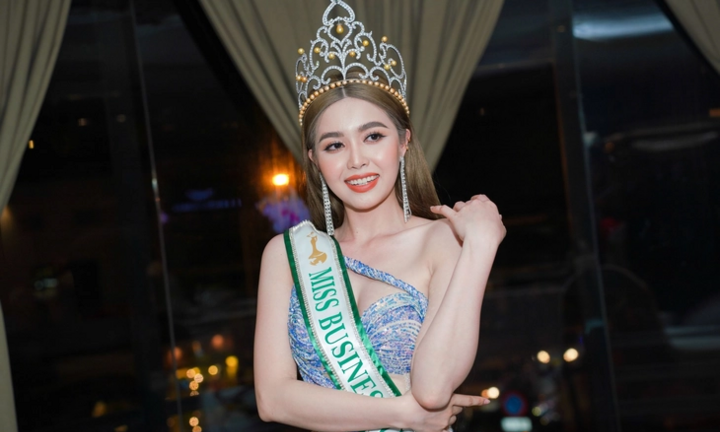 Vụ vương miện 3 tỷ đồng kiểm định không có kim cương thật: BTC cuộc thi hoa hậu lên tiếng 