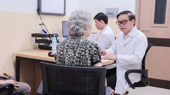 Khám sức khỏe chuyên sâu miễn phí cùng 24 chuyên gia đầu ngành Vinmec tại Khánh Hòa