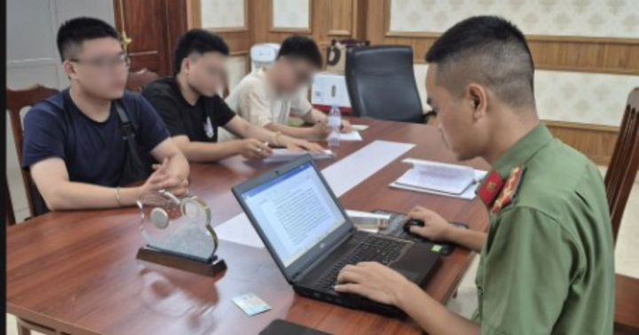 Công an làm việc với 3 người quay clip phản cảm về chương trình tìm kiếm hài cốt liệt sĩ