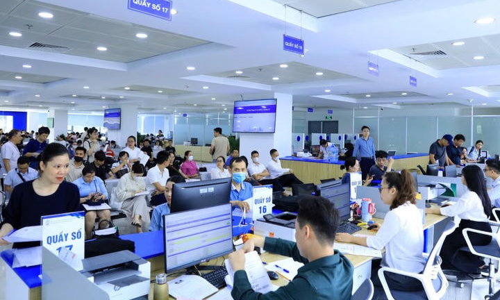 Hà Nội tiếp nhận trực tuyến hồ sơ xác nhận điều kiện nhà ở để mua nhà ở xã hội: Chi tiết 7 bước quan trọng