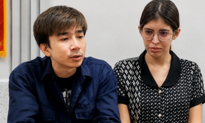 Ca sĩ Chi Dân, người mẫu An Tây cùng