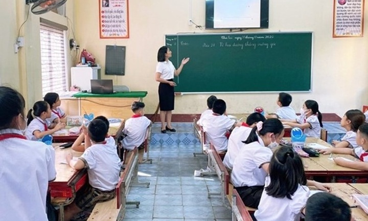 Bộ GD&ĐT đề xuất mức phạt lên đến 50 triệu đồng đối với vi phạm về dạy thêm, học thêm: Chuyên gia nói gì?