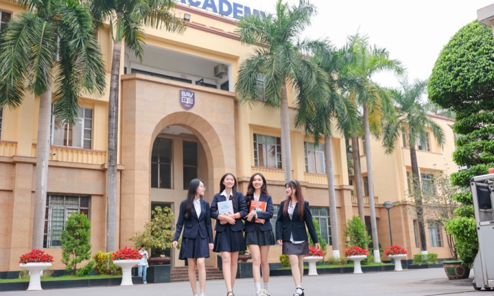 Gần 54.000 thí sinh đăng ký xét tuyển vào Học viện Ngân hàng, tỷ lệ chọi trung bình 1:11
