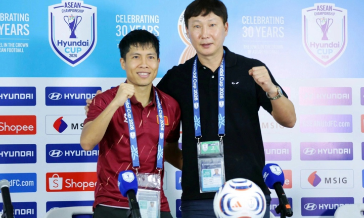 HLV Kim Sang-sik nói điều bất ngờ sau màn trình diễn xuất sắc của đội tuyển Việt Nam trước Indonesia