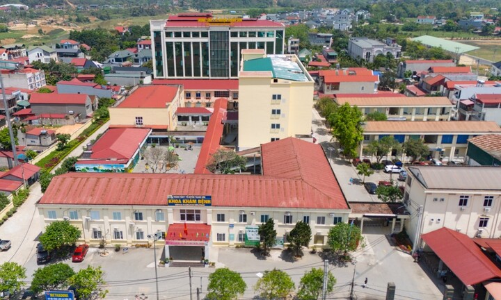Trung tâm Y tế Khu vực Thanh Sơn hoàn thành tốt nhiệm chăm sóc sức khỏe nhân dân
