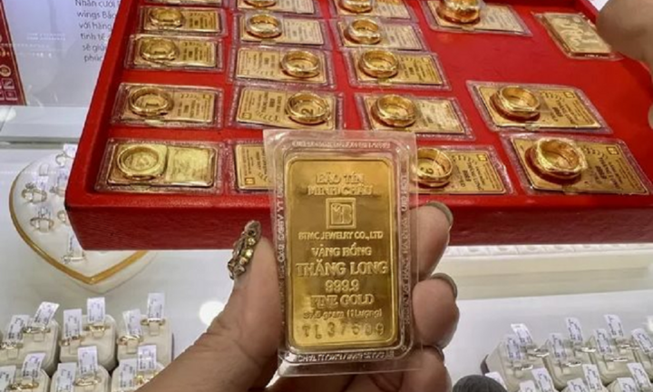 Giá vàng ngày 6/8: Giá vàng trong nước bật tăng theo đà thế giới