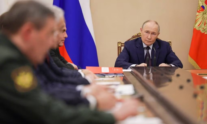 Tổng thống Putin có động thái bất ngờ giữa lúc xung đột với Ukraine leo thang căng thẳng