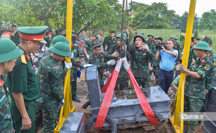 Khai quật, giám định 469 mộ liệt sĩ chưa rõ danh tính tại Nghĩa trang Mai Dịch