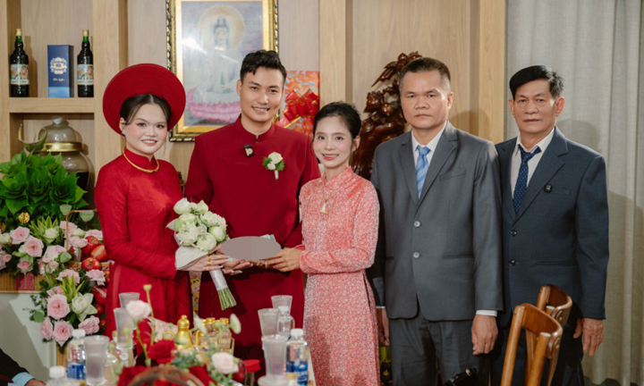 Mẹ kế 
