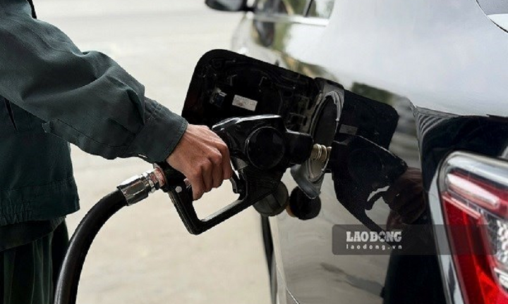 Giá xăng dầu ngày 8/8: Giá xăng dầu giảm đồng loạt