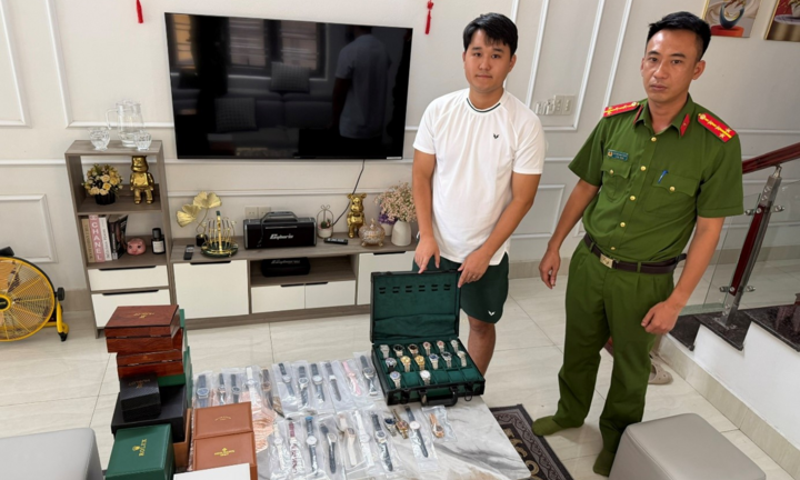 Khởi tố vụ bán đồng hồ giả mạo nhiều thương hiệu nổi tiếng, trốn thuế ở Quảng Ninh