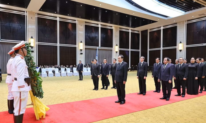 Lãnh đạo Đảng, Nhà nước Việt Nam gửi Điện chia buồn đồng chí Saysomphone Phomvihane từ trần