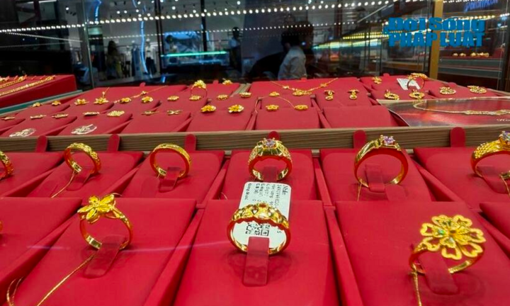 Giá vàng ngày 10/8: Vàng thế giới quanh 4.343 USD/ounce, vàng trong nước 141 - 144 triệu đồng/lượng