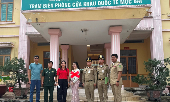 Thông thạo 3 ngoại ngữ, nữ bị can trốn truy nã 4 năm vẫn sa lưới tại Campuchia