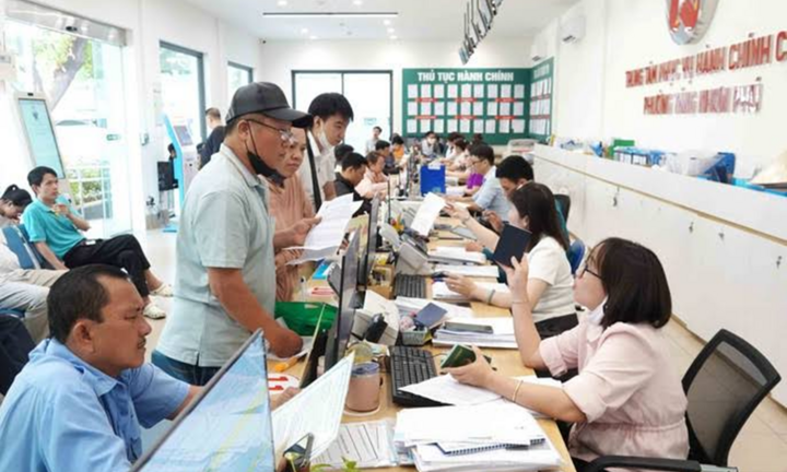 Chi tiết 10 căn cứ xem xét cho công chức lãnh đạo, quản lý từ chức áp dụng từ tháng 8/2026