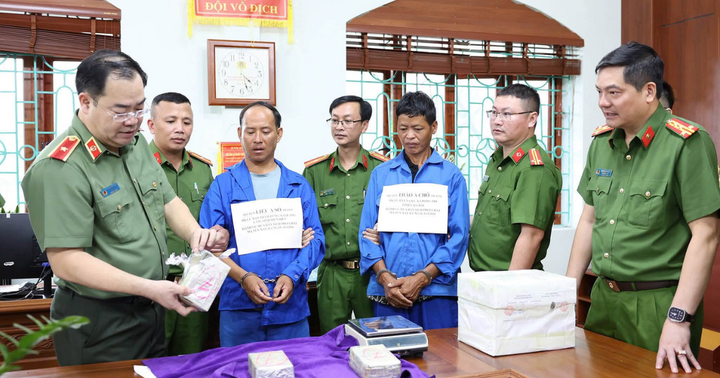 Triệt phá đường dây ma túy liên tỉnh, bắt 2 đối tượng cùng 8 bánh heroin