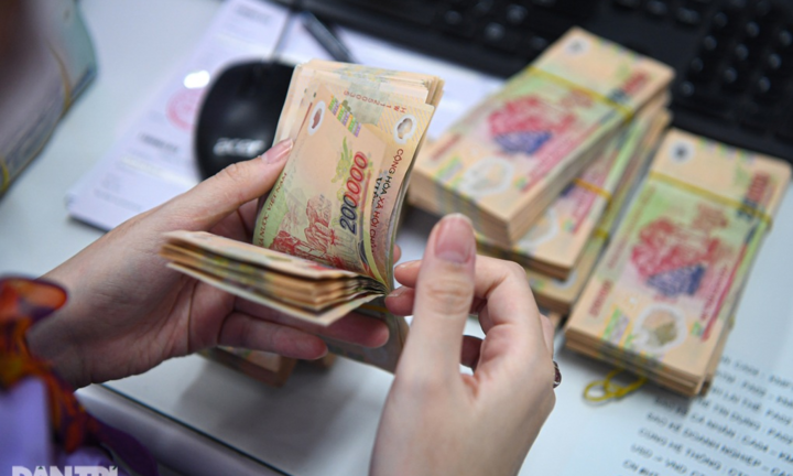 Lãi suất liên ngân hàng hạ nhiệt, qua đêm còn 4,4%/năm