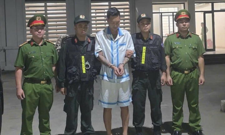 Khởi tố Huấn