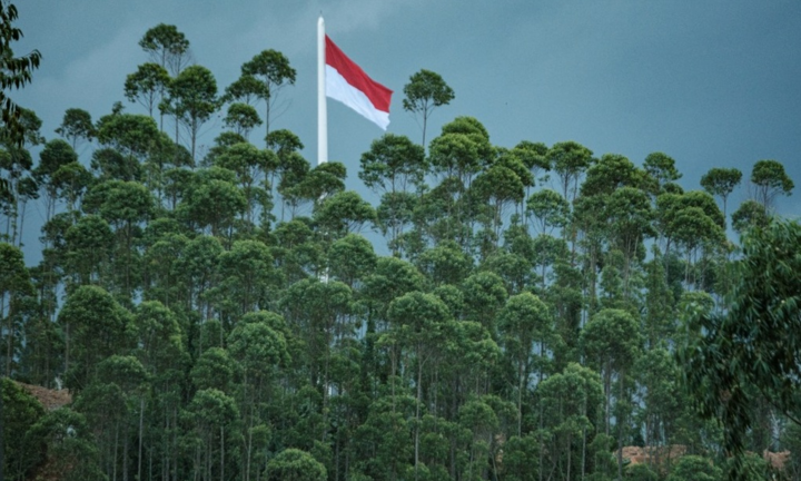Động đất 7,7 độ gây cảnh báo sóng thần ở Indonesia, khuyến cáo người dân tránh xa bãi biển, bờ sông
