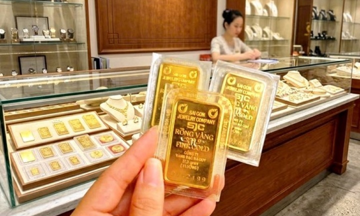 Giá vàng ngày 15/8: Vàng miếng và vàng nhẫn đều giảm, có loại giảm tới 1 triệu đồng/lượng