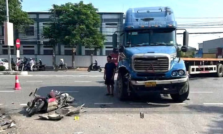 Hiện trường vụ tai nạn nghiêm trọng tại Hải Phòng, 2 người đi xe máy tử vong