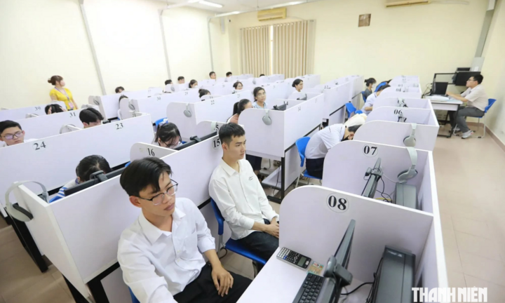 Bộ GD&ĐT đề xuất cho học sinh kiểm tra định kỳ trên máy tính