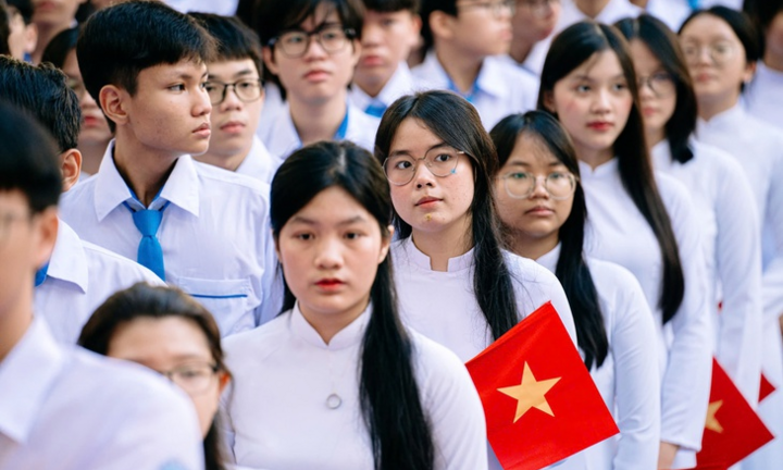 TP.HCM: Vì sao khối THPT không phải sáp nhập? 