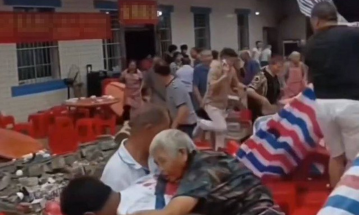 Sập tường trong tiệc mừng con đỗ đại học, 5 người tử vong, 17 người bị thương ở Trung Quốc