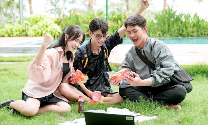 “Xé ngay trúng liền”: Khi khoảnh khắc giải khát trở thành trải nghiệm đầy bất ngờ