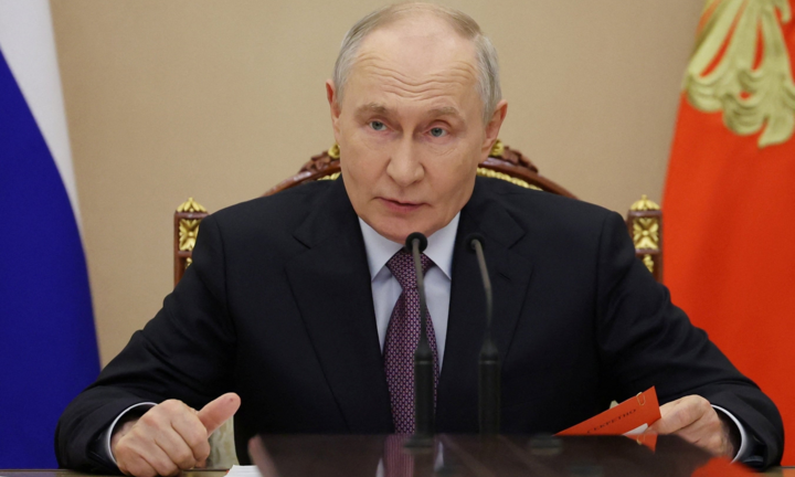 Tổng thống Putin cảnh báo đánh thép về việc tấn công đáp trả 