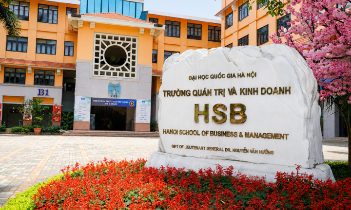 Trường Quản trị và Kinh doanh lên tiếng về việc thay đổi điểm sàn khiến 35 thí sinh từ 