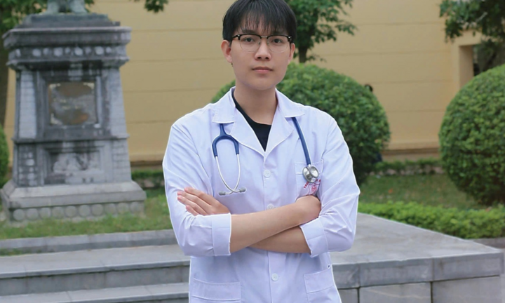 Vượt hơn 1.000 đối thủ, cựu nam sinh chuyên Toán trở thành Thủ khoa Bác sĩ nội trú Đại học Y Hà Nội