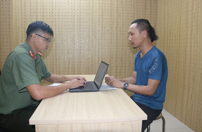 Bắt tạm giam người đàn ông thả diều gây ảnh hưởng 16 chuyến bay ở Tân Sơn Nhất
