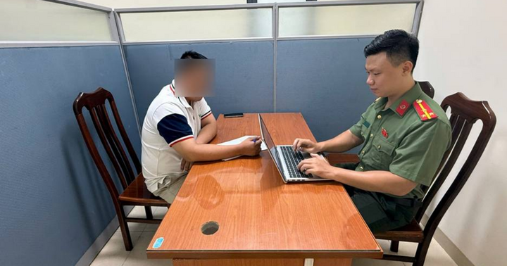 Xử phạt kiểm duyệt viên nhóm Facebook để lọt văn bản giả mạo