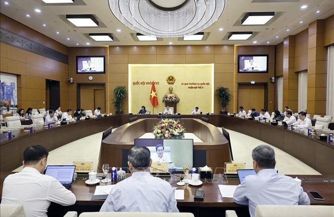 Ủy ban Thường vụ Quốc hội cho ý kiến về 27 dự án luật, nghị quyết tại Phiên họp thứ 6