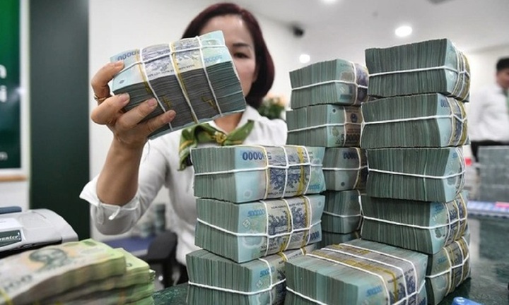 Tổng thu ngân sách Nhà nước vượt 2 triệu tỷ đồng sau 8 tháng, tăng 16%