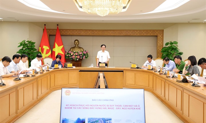 Khẩn trương thực hiện nhiều nhiệm vụ, giải pháp phục hồi nguồn nước các sông Bắc Hưng Hải, Nhuệ - Đáy, Ngũ Huyện Khê